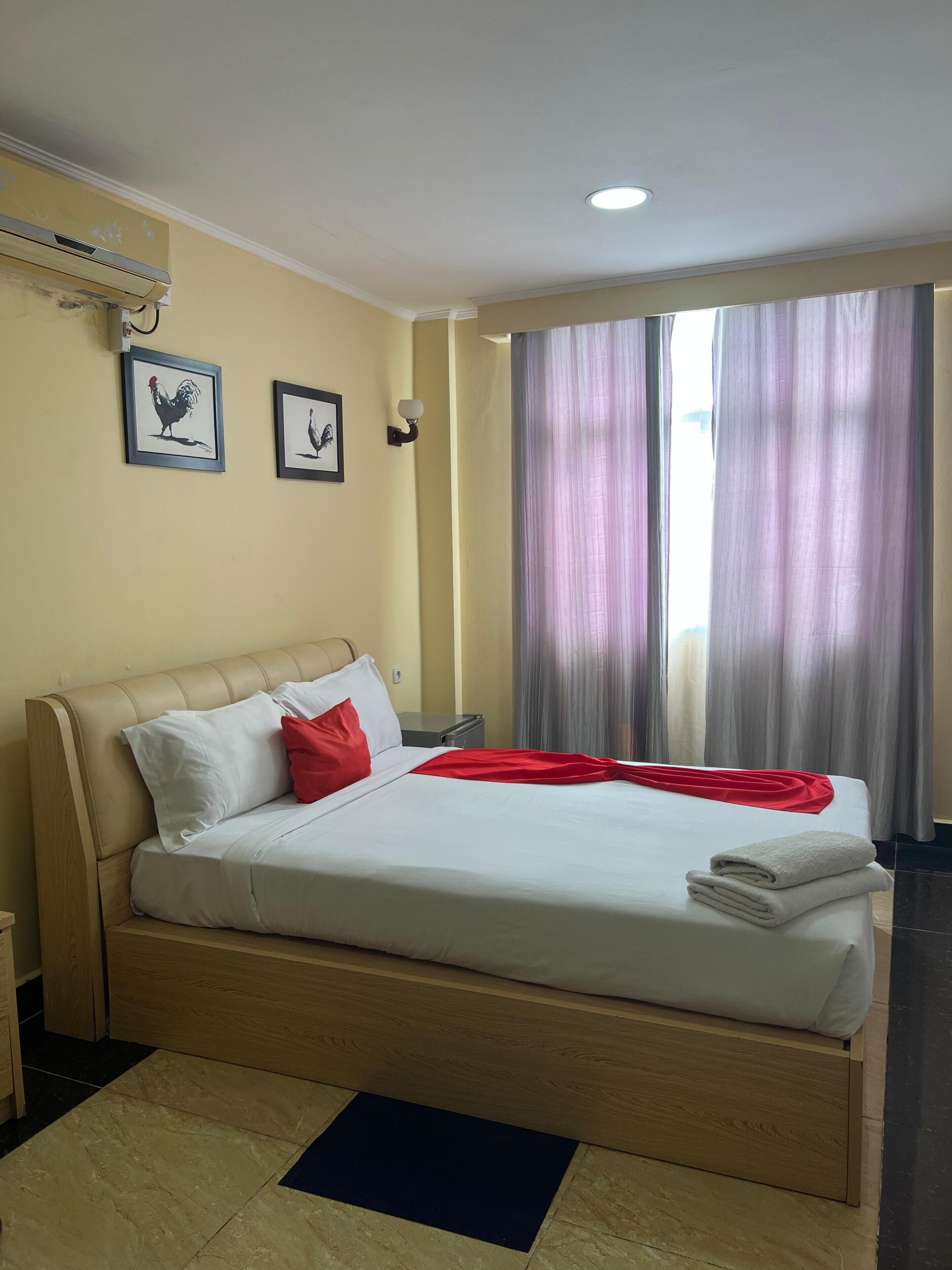 Double Room | Egyptian cotton sheets, premium bedding, down comforters, in-room safe