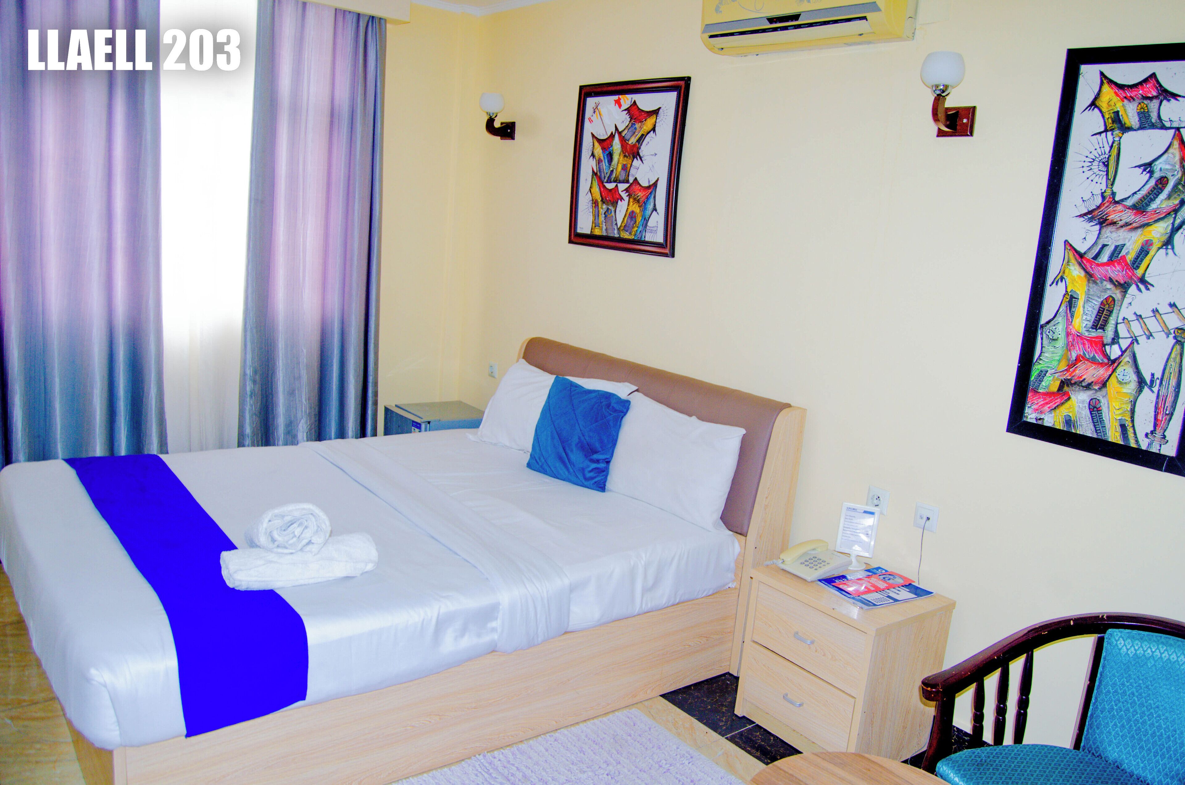 غرفة ديلوكس مزدوجة أو بسريرين منفصلين - مكان نوم مختلط | ملاءات من القطن المصري وأغطية فراش متميزة وألحفة محشوة بالريش