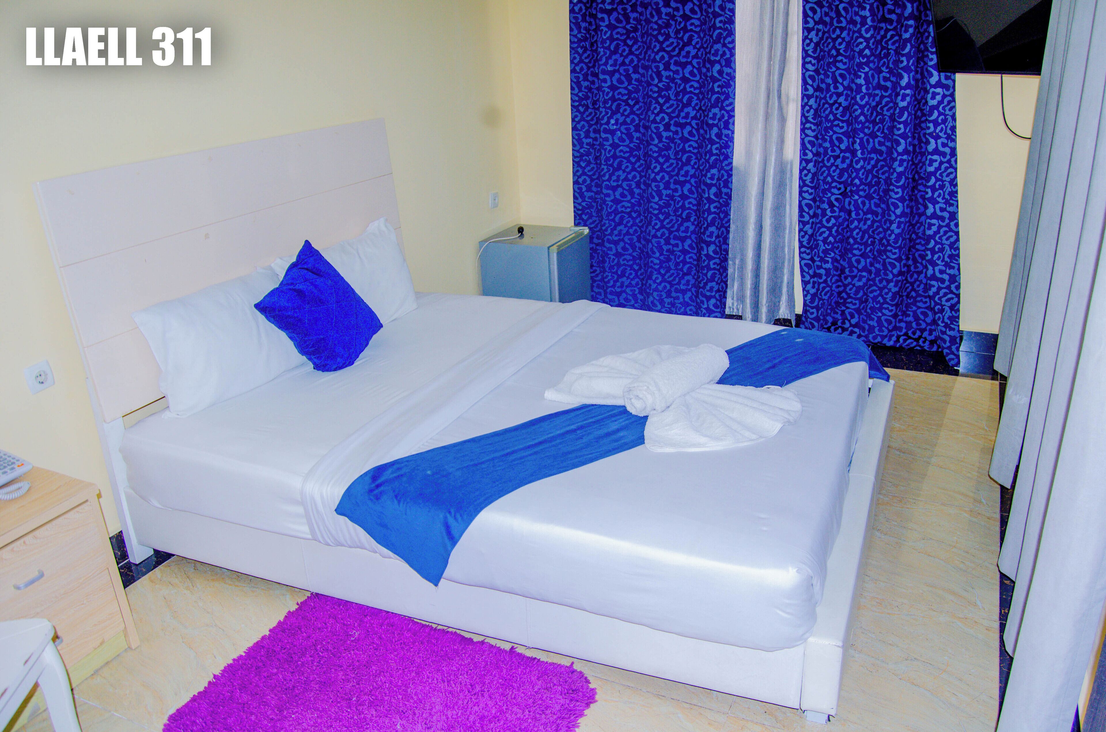 Double Room | Egyptian cotton sheets, premium bedding, down comforters, in-room safe