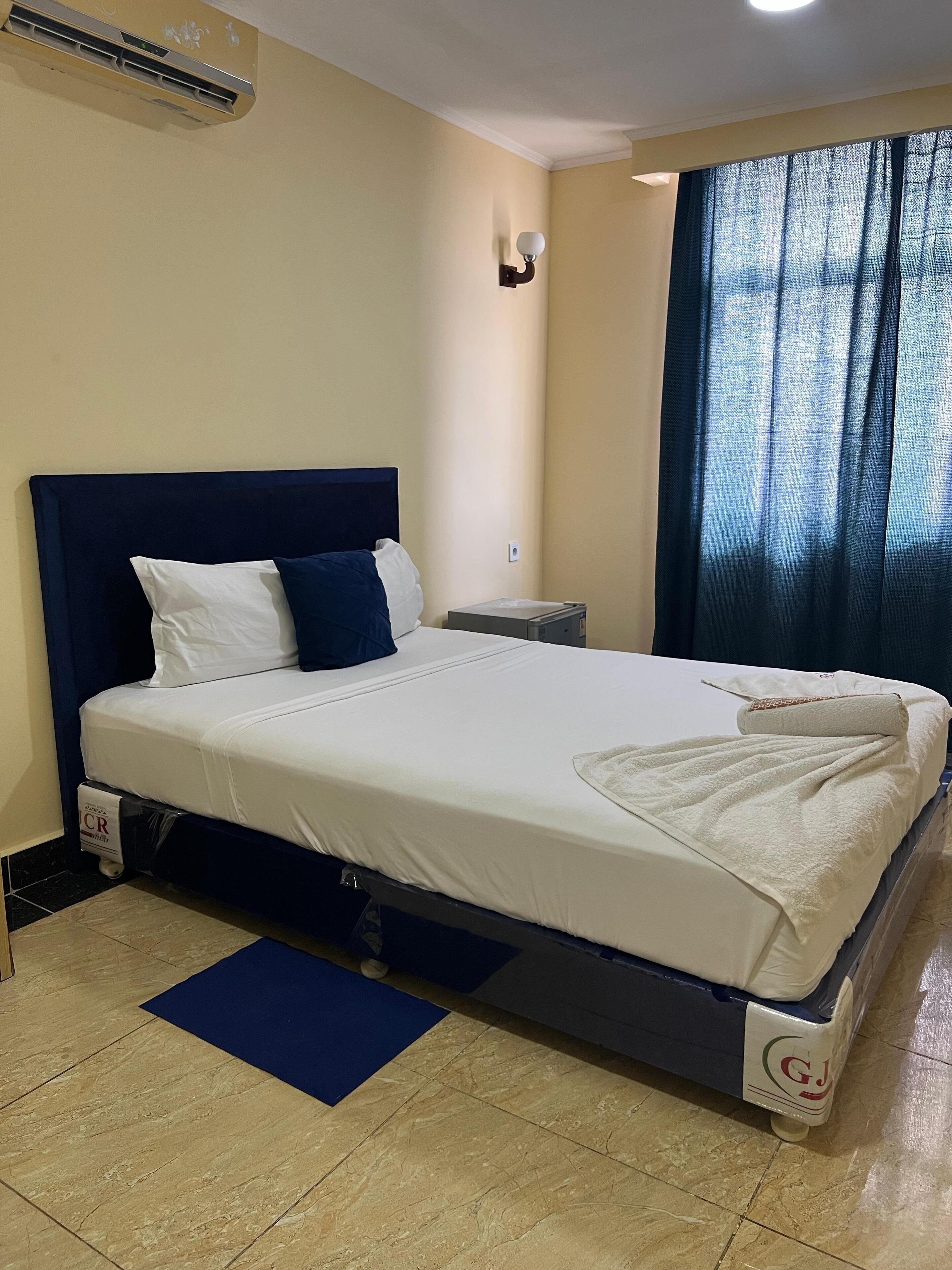 Double Room | Egyptian cotton sheets, premium bedding, down comforters, in-room safe