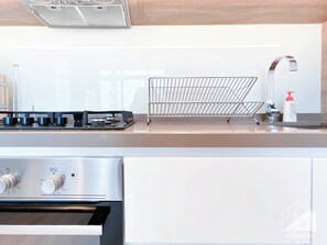 Apartment (0 Bedroom) | Interior - Balcony Bliss: Cozy Studio With Marina Views (Dubai)