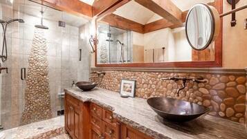 Condo, 3 Bedrooms | Bathroom | Towels