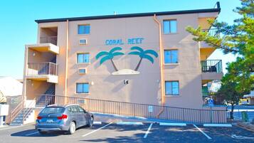 Condo, 1 Bedroom | Exterior