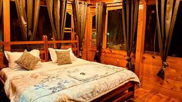 Luxury Tree House, Patio, Mountain View | Iron/ironing board, free WiFi