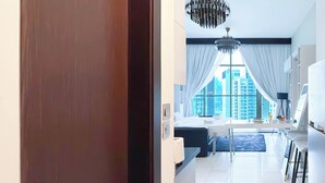 Unclassified image, 2 of 43, button - Contemporary Studio With City View in Business Bay (Dubai)