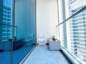 Property grounds - Contemporary Studio With City View in Business Bay (Dubai)