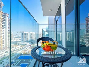 Apartment (0 Bedroom) | Interior - Studio in Azizi Riviera: Comfort and Convenience (Dubai)