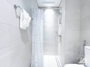 Apartment (0 Bedroom) | Interior - Studio in Azizi Riviera: Comfort and Convenience (Dubai)