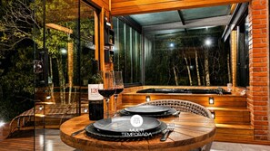 Honeymoon Cabin, Jetted Tub, Mountain View | Outdoor dining - Cabana Bad Wolf - Rancho Queimado (Rancho Queimado)