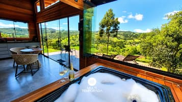 Private spa tub