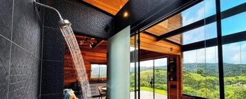 Cabana Bad Wolf com Jacuzzi - Rancho Queimado | Banheiro | Banheira e chuveiro separados, banheira de hidromassagem