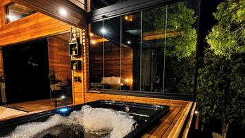 Cabana Bad Wolf com Jacuzzi - Rancho Queimado | Spa | Hot tub