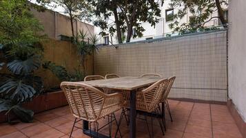 Appartement, patio (2 Bedrooms) | Terras