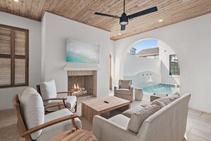 Et oppvarmet basseng