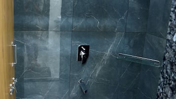 Shower, towels, soap, shampoo