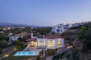 Vila, 4 kamar tidur, balkon | Eksterior