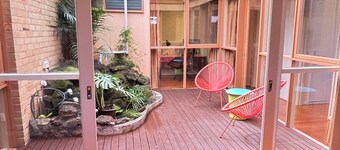 3 minutes walk to Train Station - Comfortable stay for 9