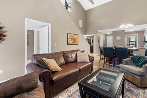 TV, fireplace, offices