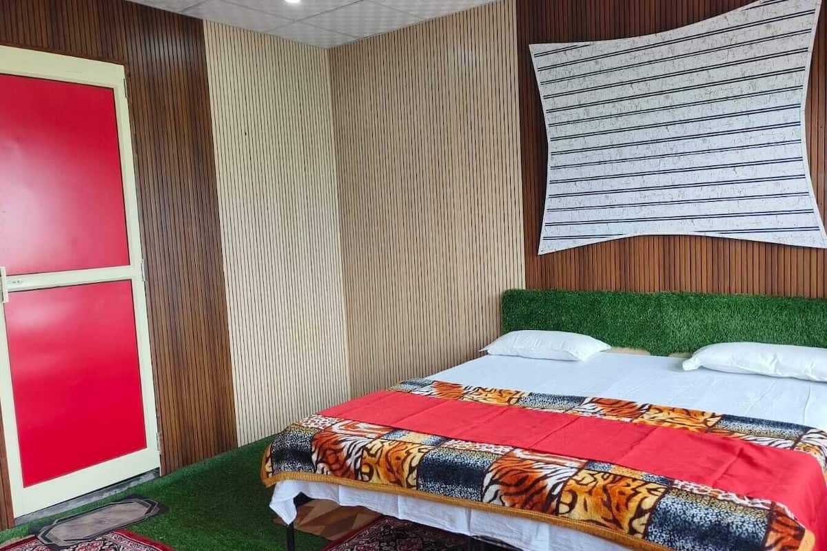 1 bedroom, desk, free WiFi