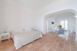 In-room safe, soundproofing, iron/ironing board, free WiFi - Casa Malu (Positano)