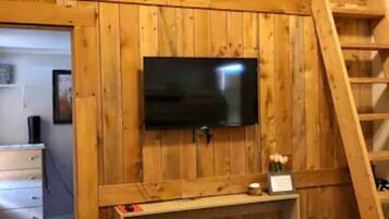 Cabin, 3 phòng ngủ, bếp, quang cảnh núi | Khu phòng khách