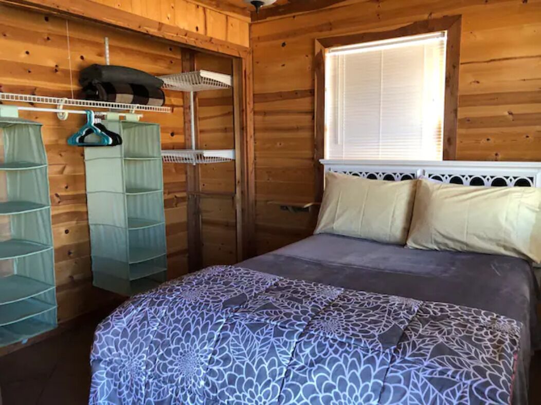 Cabin, 2 Bedrooms, Kitchen, Mountain View | Free WiFi