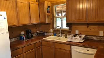 Hytte, 2 soverom, kjøkken, fjellutsikt | Eget kjøkken