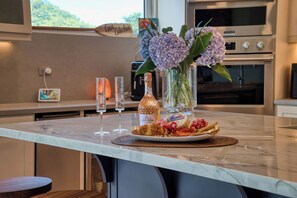 Fridge, microwave, oven, stovetop - Casa Colochos at Los Suenos Resort (Playa Herradura)