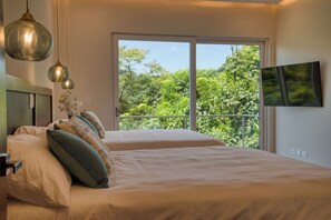 4 bedrooms, iron/ironing board, WiFi, bed sheets - Casa Colochos at Los Suenos Resort (Playa Herradura)