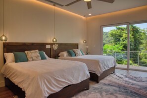 4 bedrooms, iron/ironing board, WiFi, bed sheets