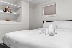 1 bedroom, iron/ironing board, travel cot, WiFi