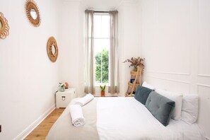 2 bedrooms, iron/ironing board, travel cot, WiFi