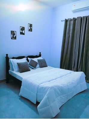 3 bedrooms, WiFi, bed sheets - Charming 3-bedroom villa with Private Pool, AC, and WiFi near Mahabalipuram (Chengalpattu)