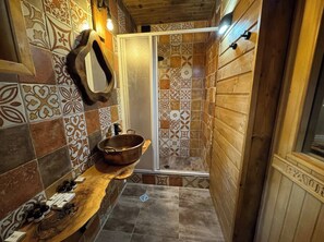 Maison, 5 chambres, cheminée, vue montagne | Salle de bain