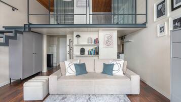 高級公寓, 城市景觀 | 客廳 | 平面電視