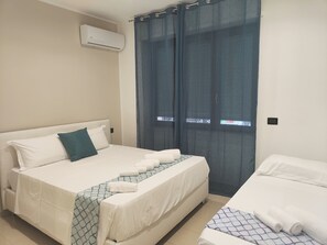 Comfort Triple Room - Sweet Rooms San Francesco (Naples)