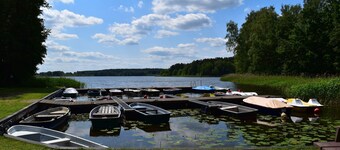 Ferienhaus mit Grosser Terrasse am Garder See