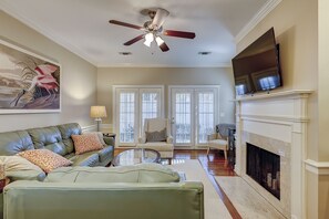 Smart TV - Sunset Rentals | Beckenham 117 (Hilton Head Island)