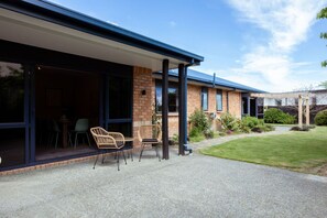 Outdoor dining - Mount Hutt Haven - Methven (Methven)