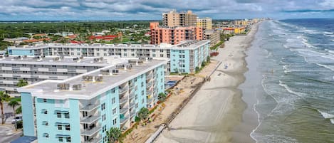 Beach nearby, beach towels