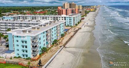 Upscale Dog Friendly and STEPS to the Beach! Spacious Modern Chic Condo!