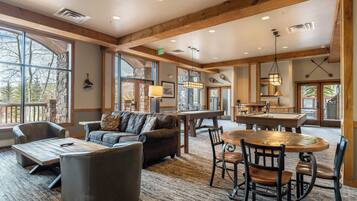 TV, fireplace, DVD player