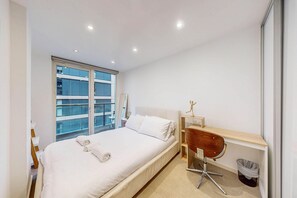 3 chambres, bureau, fer et planche Ă repasser, Wi-Fi gratuit