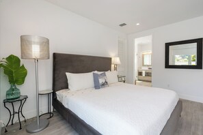 4 slaapkamers, een strijkplank/strijkijzer, wifi, beddengoed