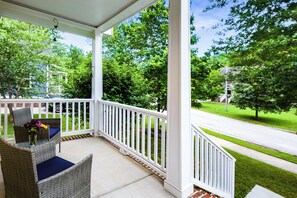 Terrace/patio - Feels Like Home - Close to Downtown! (Raleigh)