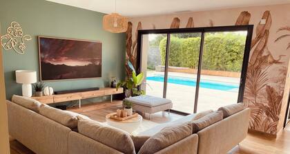 Villa avec piscine entre Bordeaux et Saint Emilion, au coeur des vignes