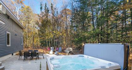 Home near Egg Harbor with Hot Tub + Dog-Friendly, Wooded Lot, Fire Pit
