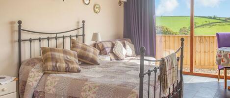 1 chambre, Wi-Fi gratuit, draps fournis