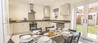 Close to Silverstone modern 3 bedroom property in Brackley