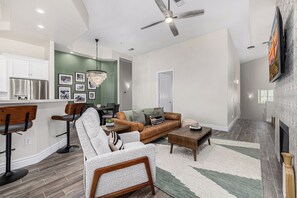 Smart TV, fireplace - New Property TPC Golf Course | 4 Beds | Golf Dream (Scottsdale)